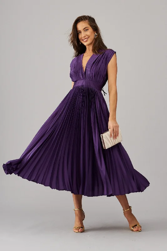 anetta-midi-dress-in-pleated-in-purple-satin