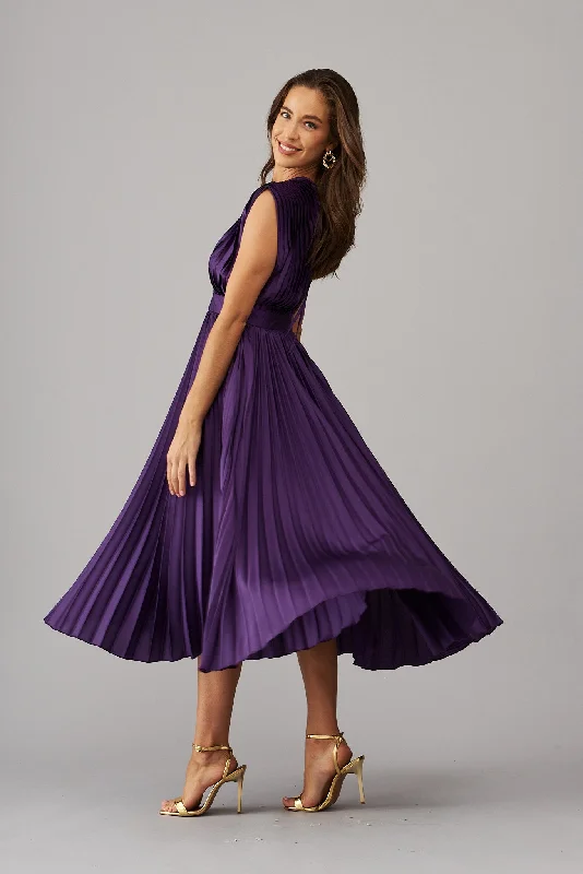 anetta-midi-dress-in-pleated-in-purple-satin