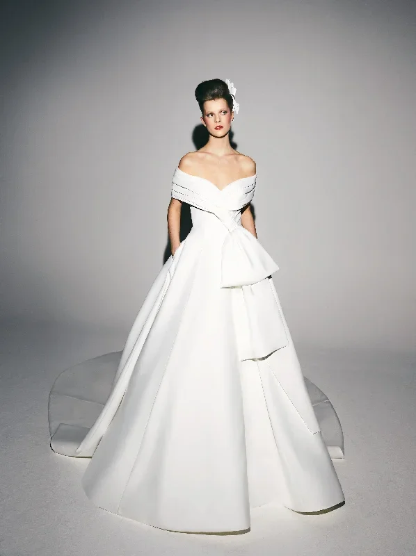 VRM334 - ASYMMETRIC BOW TULLE DREAM