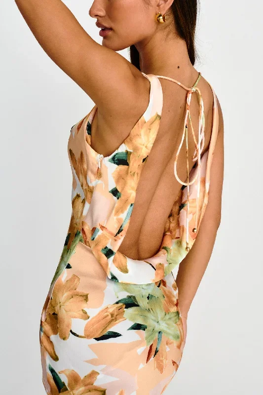 cassiopeia-open-back-maxi-dress-lily-print-yellow