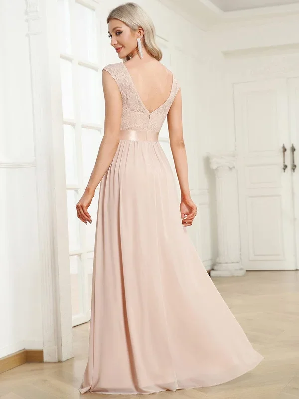 classic-round-neck-v-back-a-line-chiffon-bridesmaid-dresses-with-lace-ep00646