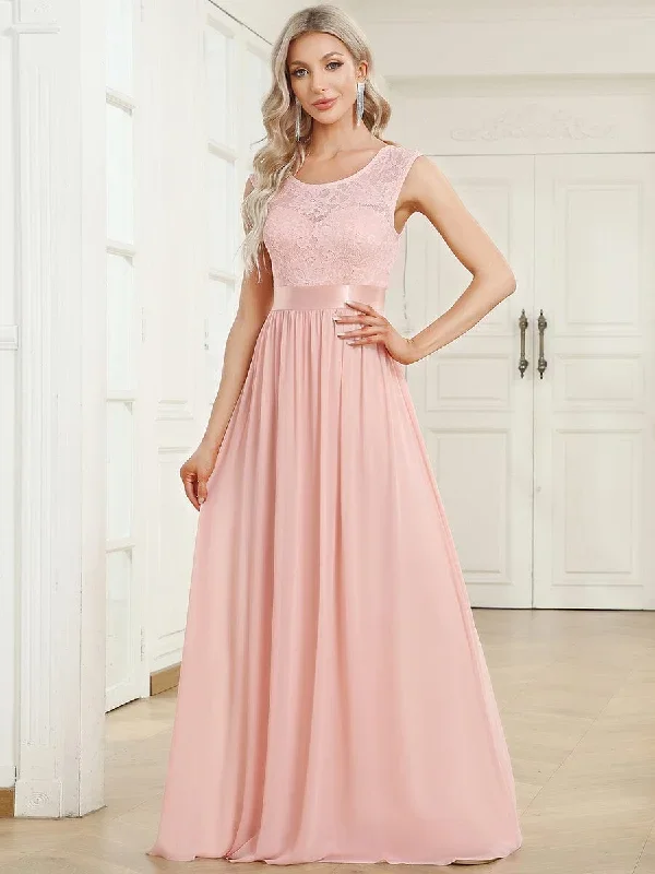 classic-round-neck-v-back-a-line-chiffon-bridesmaid-dresses-with-lace-ep00646