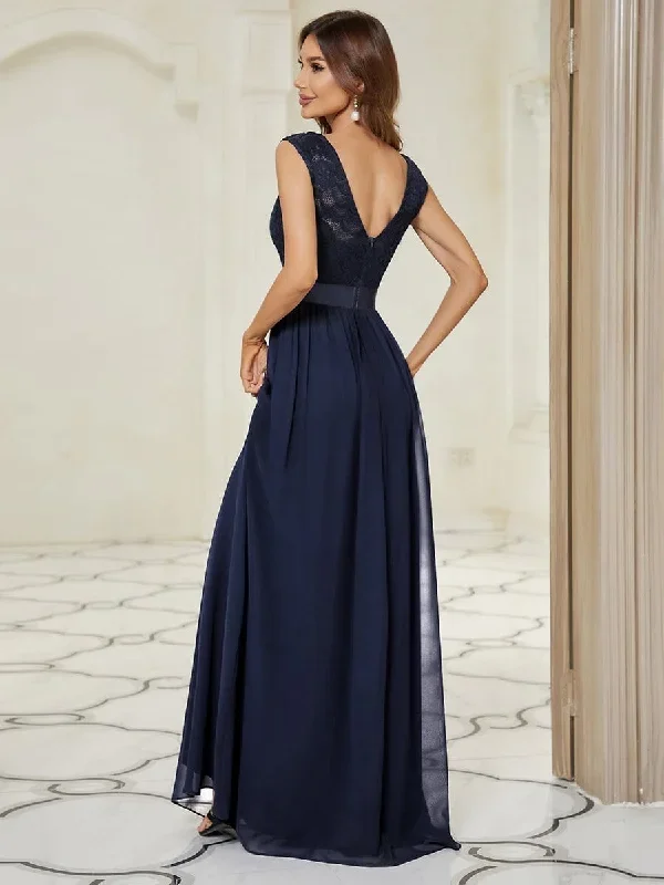 classic-round-neck-v-back-a-line-chiffon-bridesmaid-dresses-with-lace-ep00646