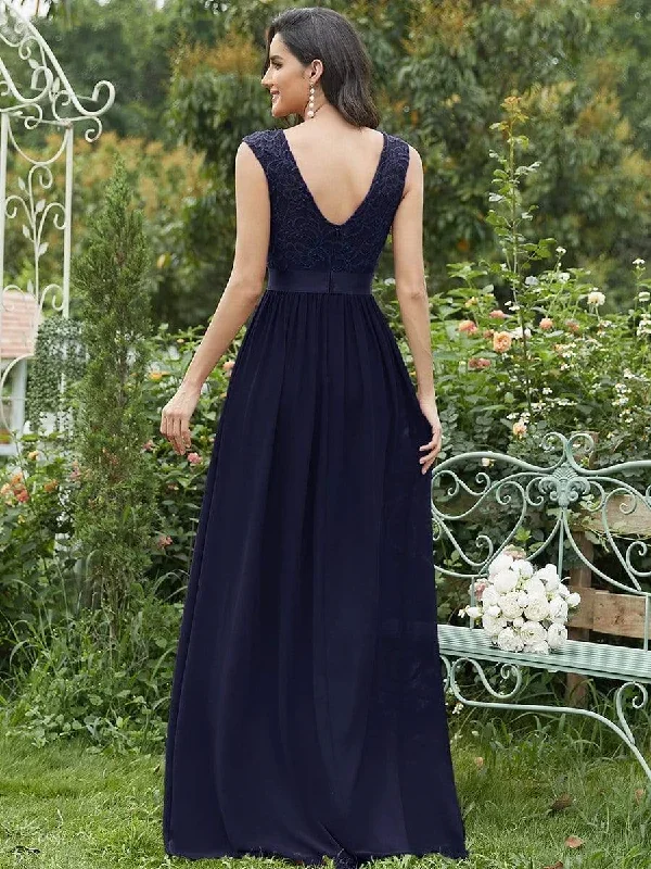 classic-round-neck-v-back-a-line-chiffon-bridesmaid-dresses-with-lace-ep00646