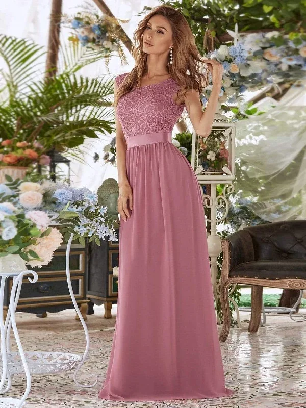 classic-round-neck-v-back-a-line-chiffon-bridesmaid-dresses-with-lace-ep00646