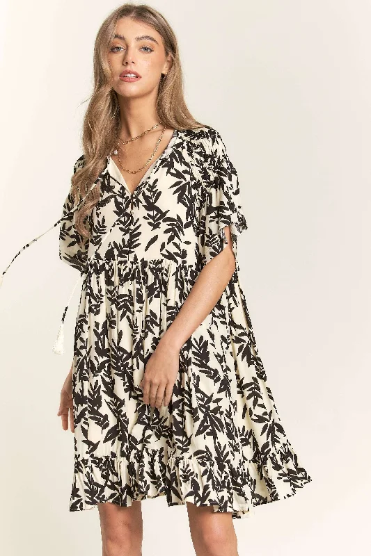 ivory-button-down-pleated-leaf-print-maternity-dress