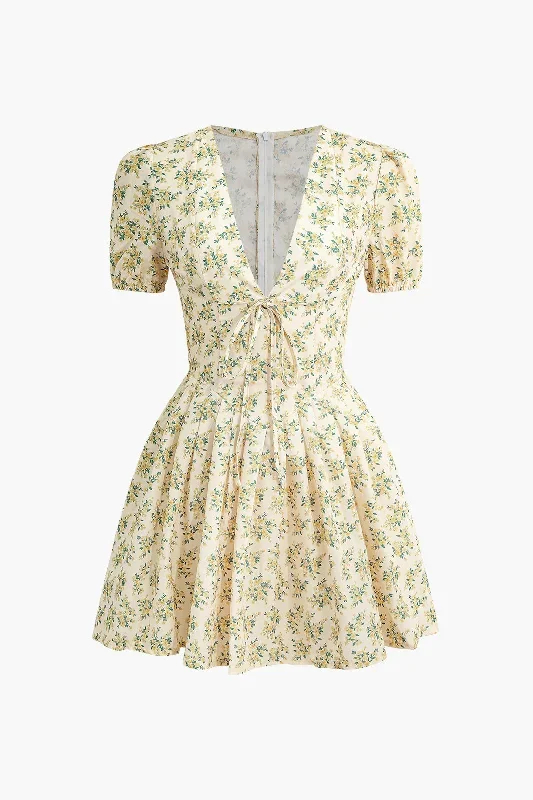 Floral Print V-neck Pleated Mini Dress