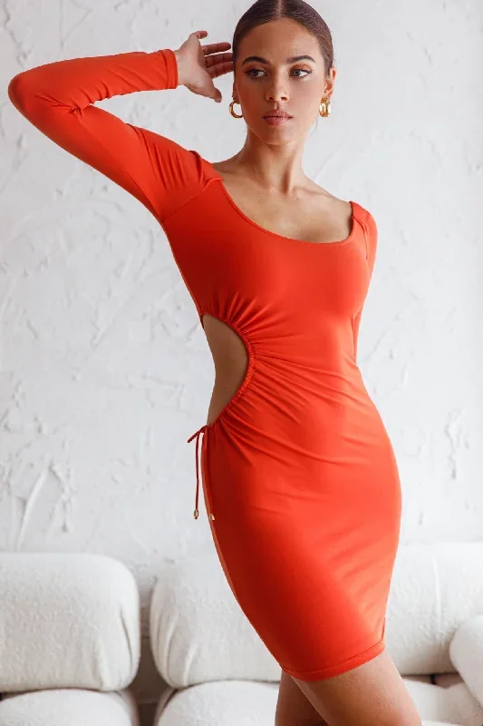 nikola-cut-out-feature-long-sleeve-bodycon-mini-dress-rust