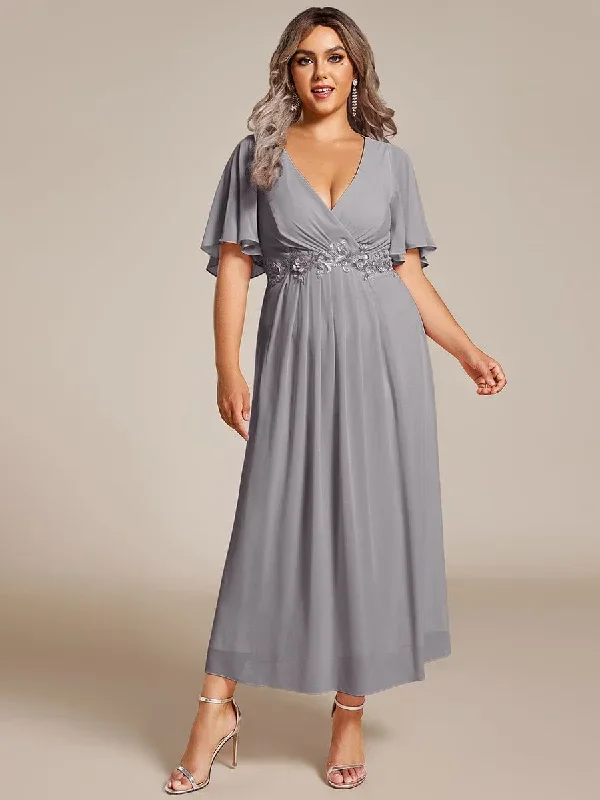 plus-size-elegant-short-sleeves-v-neck-floral-applique-wedding-guest-dress-eg02093