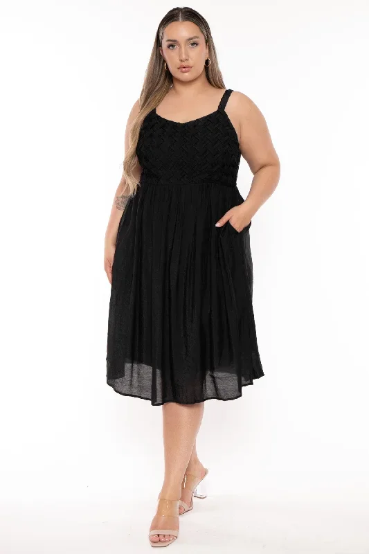 Plus Size Kellie Braided Midi Dress - Black