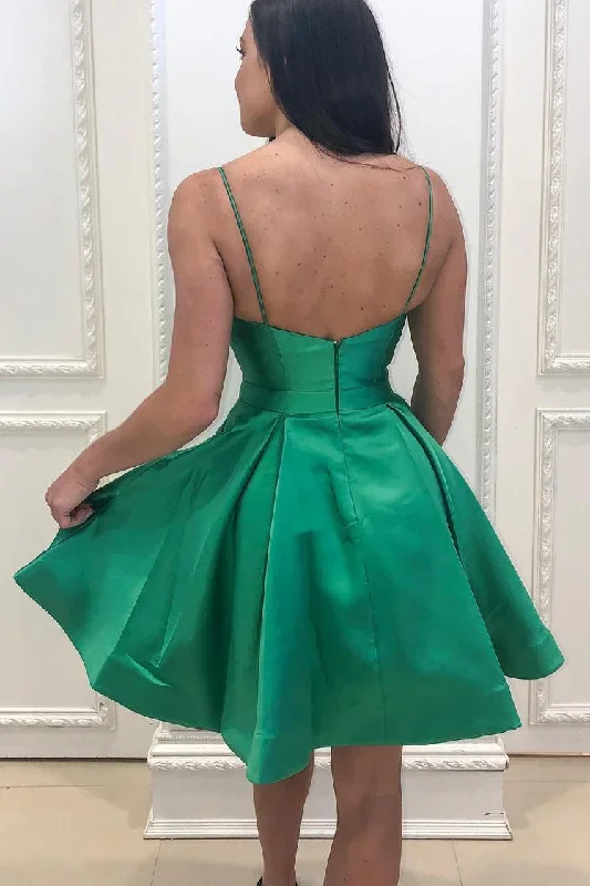 spaghetti-straps-mini-emerald-green-homecoming-dress