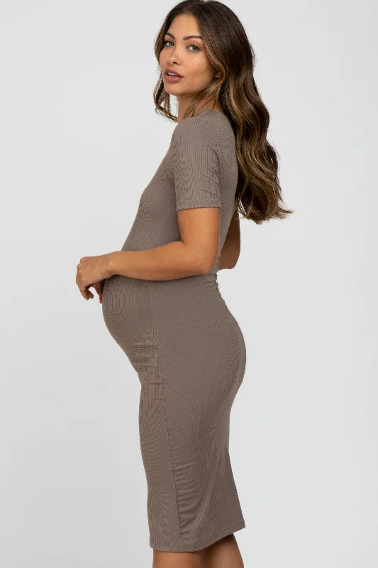 taupe-ribbed-short-sleeve-fitted-maternity-dress