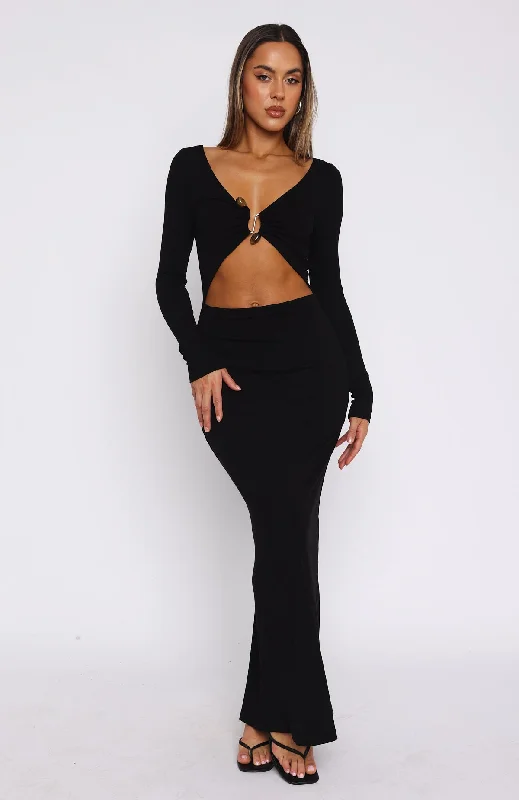 thinking-clearly-long-sleeve-maxi-dress-black