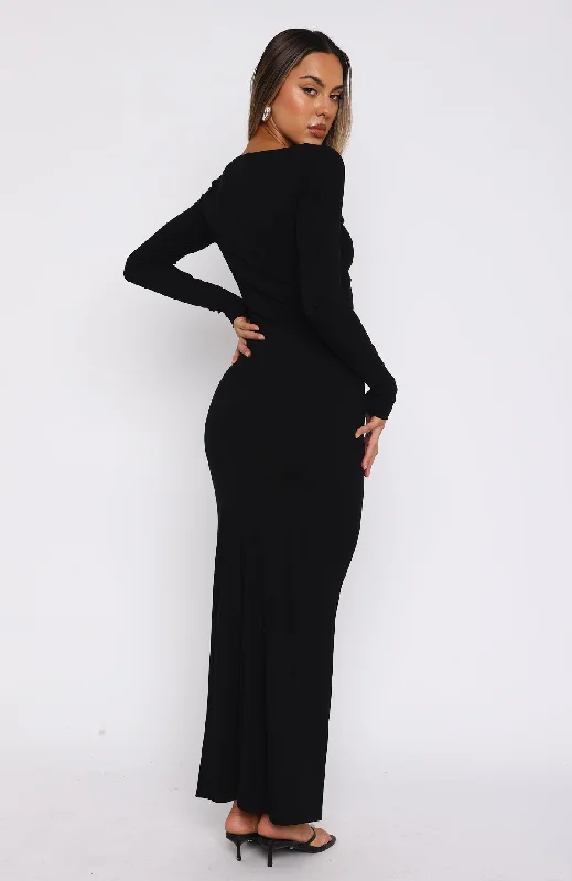 thinking-clearly-long-sleeve-maxi-dress-black