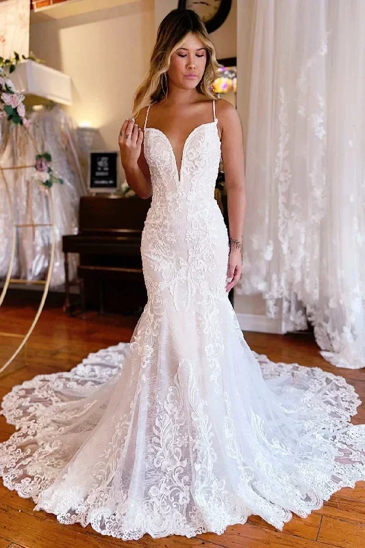 White Lace Plunge V Backless Trumpet Long Wedding Dress